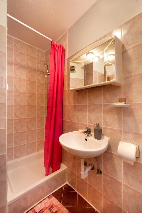 Apartment Brle Пореч Екстер'єр фото