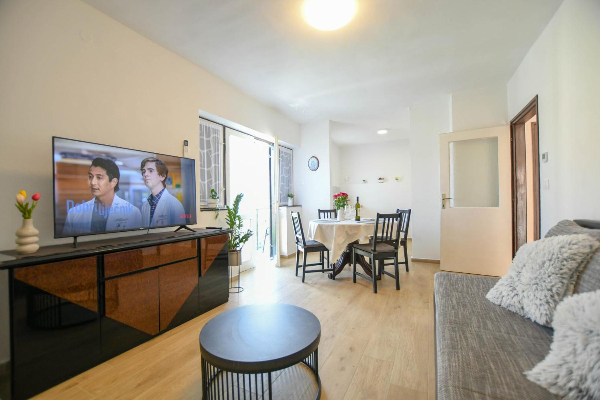 Apartment Brle Пореч Екстер'єр фото